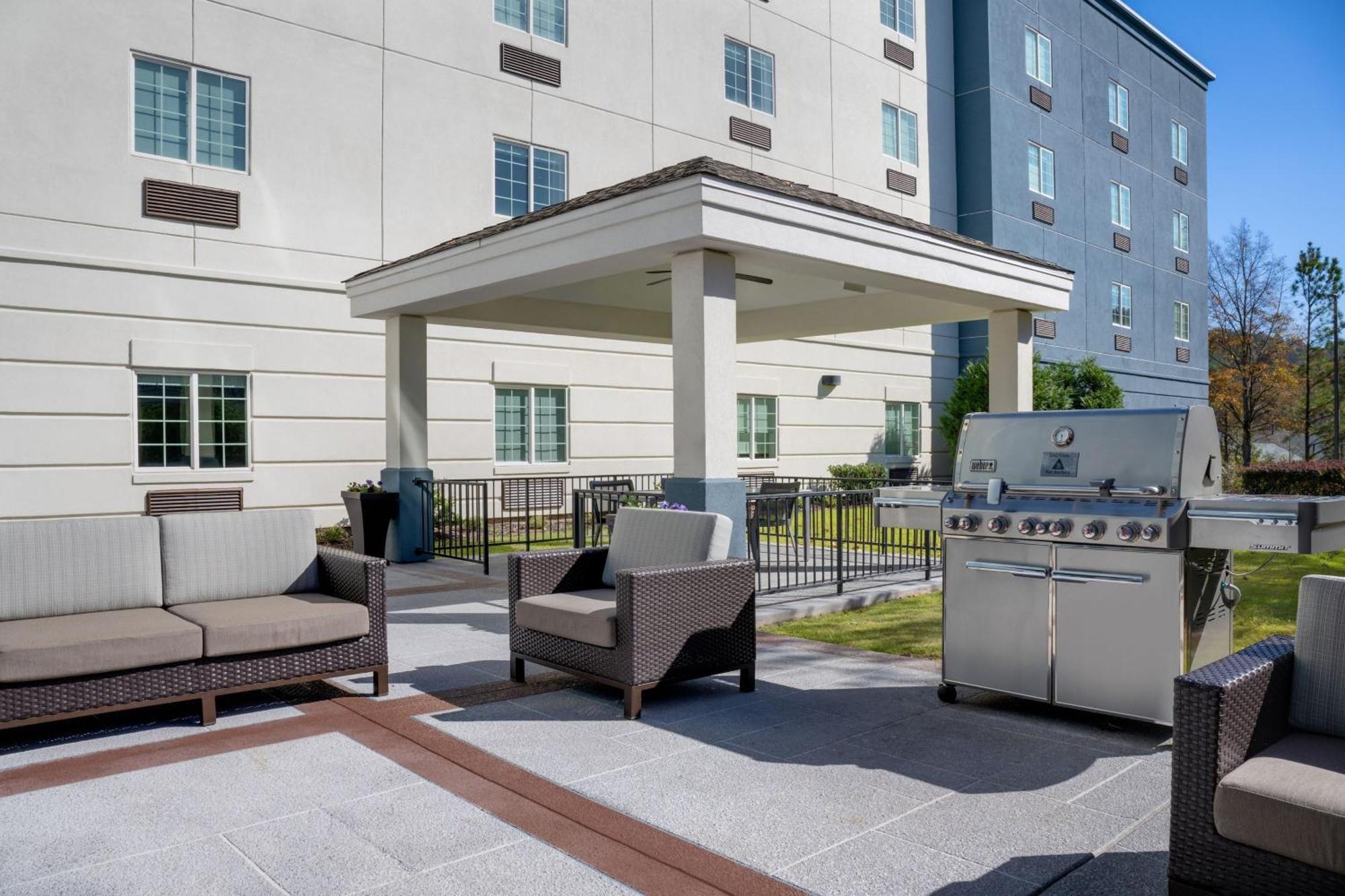 Towneplace Suites By Marriott Birmingham South Exterior photo